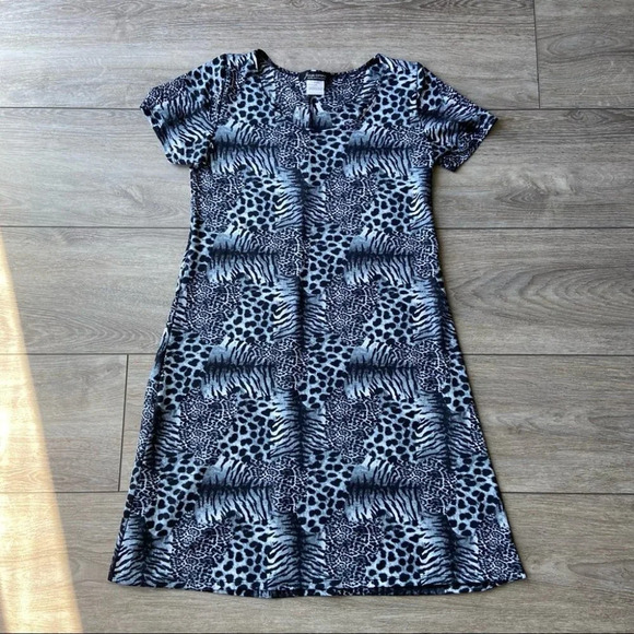 Julia Divina Leopard  Short Sleeve Stretchy Dress - Picture 4 of 12